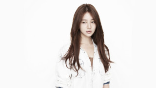 Woman long hair white background 2 - her pocket free wallpaper for desktop