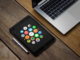 Tablet app icons laptop wooden - a pen free wallpaper