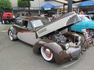 Brown white car blue truck - a blue truck free wallpaper