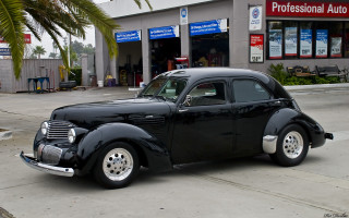 Black car auto shop parking - dee whitcomb free wallpaper