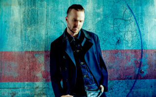 Man blue jacket jeans blue - neofauvism free wallpaper