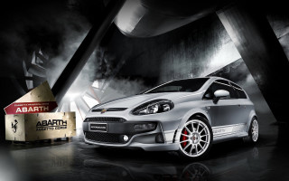 Silver car dark room smoke - a red box free wallpaper