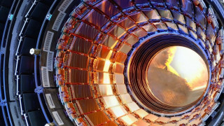 Man looking metal object colors - a large metal object free wallpaper for desktop