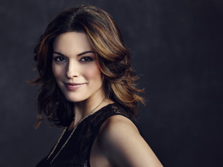 Woman black dress necklace blonde - free portrait wallpaper for desktop