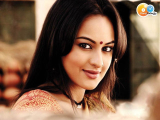 Woman smiling nose ring black - promotional free wallpaper for desktop