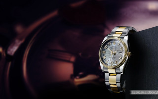 Watch black box gold silver - product photography free wallpaper