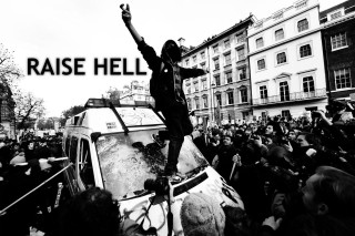 Man standing car crowd city - viennese actionism free wallpaper