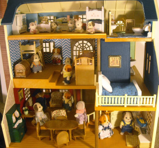 Doll house furniture dolls table - free halloween wallpaper for tablet