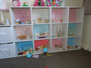 Room shelves toys floor clock - free happy birthday wallpaper for desktop