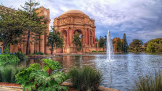 Large building fountain sky clouds - a fountain in front free wallpaper