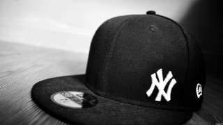 Yankees hat black visor white - crown free wallpaper