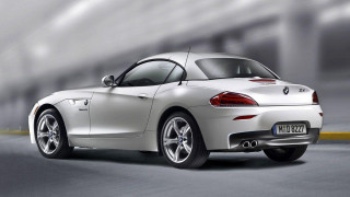White bmw z4 sports car - ahmed yacoubi free wallpaper