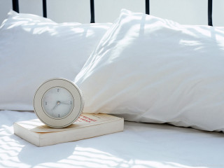 Clock book bed white sheets - white sheet and pillows free wallpaper for desktop