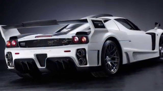 White sports car studio photo - a studio photo free wallpaper