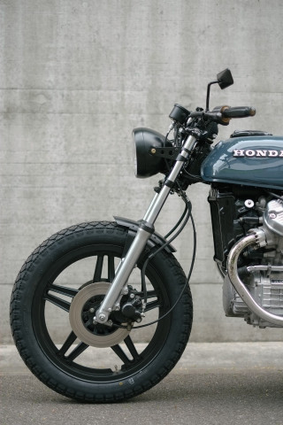 Motorcycle parked road wall sign - free motorcycles wallpaper for mobile