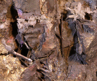 Close up rock small rocks - a close up of a rock free wallpaper