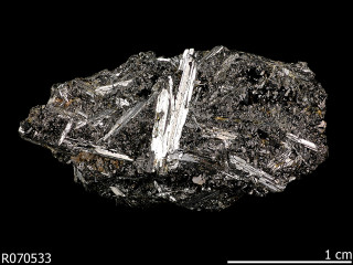 Rock black background white line 2 - a white line free wallpaper for desktop