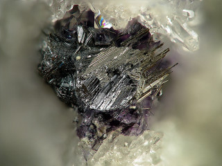 Close up rock crystals water - a close up of a rock free wallpaper