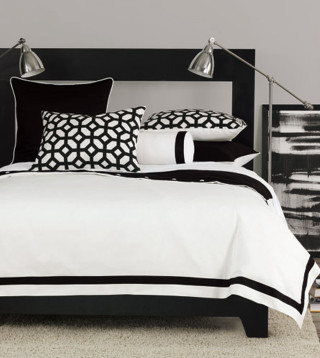 Bed black white pillows headboard - a lamp free wallpaper for tablet