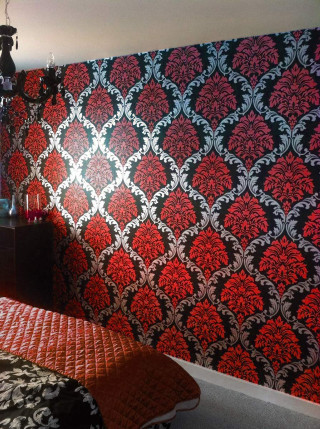 Bedroom red black wallpaper roses - a bedroom free wallpaper for mobile