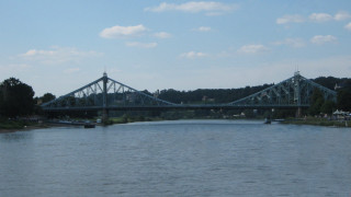 Bridge river boat water sky - a bridge over a river free wallpaper