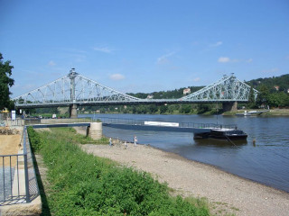 Boat water bridge beach walkway - ernst free wallpaper