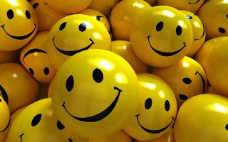 Yellow balloons smiley faces pile 2 - computer art free wallpaper for desktop