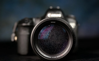 Camera lens blurry background stars - a len free wallpaper