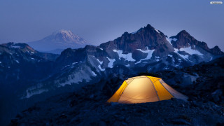 Tent rocky mountain night view - a tent free wallpaper