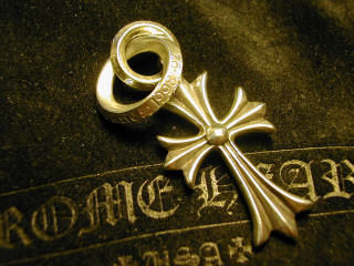 Cross ring black cloth church - baroque free wallpaper