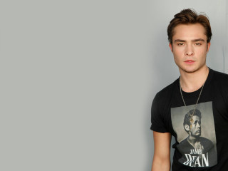 Man black shirt necklace picture - dark shadow free wallpaper