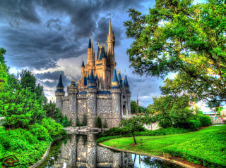 Castle reflection water cloudy sky - a reflection free wallpaper for desktop