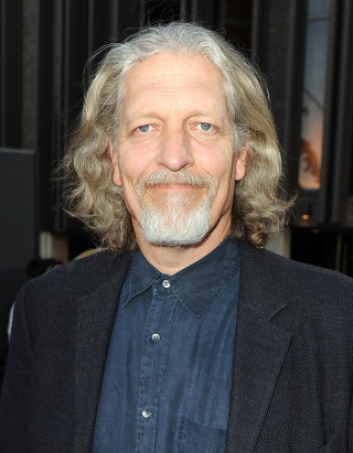 Bearded man blue shirt black - erwin bowien free wallpaper