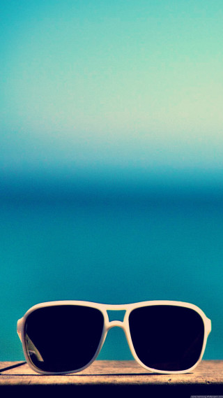 Sunglasses ocean drink beach ledge - a pair of sunglasses free wallpaper