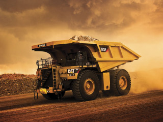 Dump truck dirt road cloudy 2 - epic scale free wallpaper for desktop