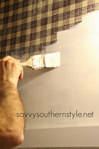 Man painting wall plaid pattern - a white wallpaper free wallpaper for mobile