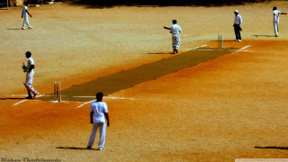 Cricket game men field dirt - dirt free wallpaper