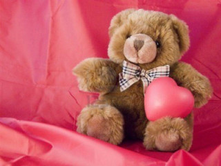 Teddy bear bow tie heart - a teddy bear free wallpaper