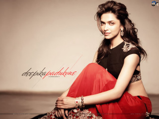 Woman red skirt black top - a red skirt free wallpaper