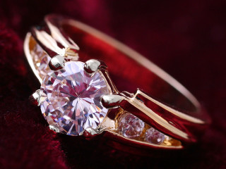 Pink diamond ring red velvet - smaller free wallpaper