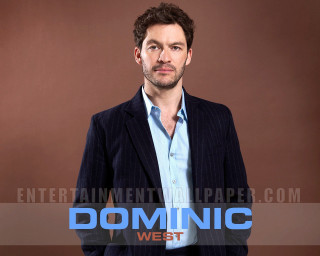 Man suit posing hands pockets 3 - his hands in his pockets free wallpaper for desktop