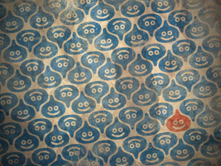 Blue white wall red smiley - a red circle free wallpaper for desktop