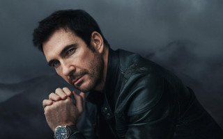 Man leather jacket posing hand - a leather jacket free wallpaper