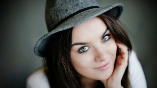 Woman hat white shirt gray - a gray shirt free wallpaper