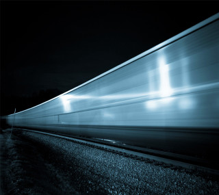Train speeding night motionblur berndfasching - free light wallpaper for tablet