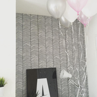 Letter a balloons wall cat - free happy birthday wallpaper for tablet