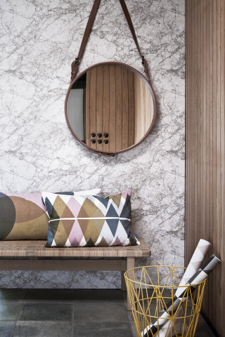 Wooden bench round mirror wall - free architecture wallpaper for mobile