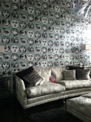 Living room couch table lamp 9 - a living room free wallpaper