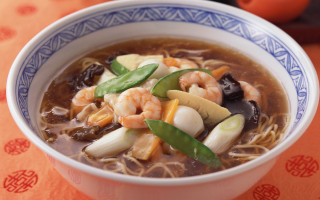 Bowl of soup with shrimp - asai chū free wallpaper