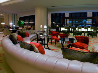 Large room chairs tables couch - a large room free wallpaper